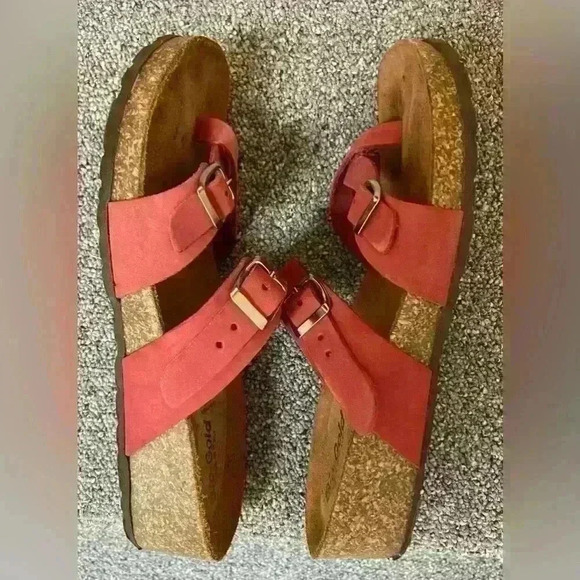 Bio Gold Sandals Red Leather Size 7.5 - Picture 2 of 4